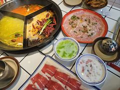 -巴卤社老火锅(财富店)