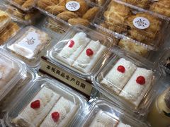 -光明牛奶棚(南泉店)