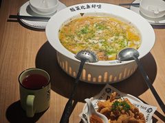 -太二酸菜鱼(武汉光谷保利店)