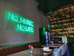 -DEEP·深美式餐吧(五棵松华熙LIVE店)