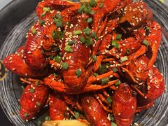 -肥肥虾庄·金牌油焖大虾(杨园滨江时代walk店)