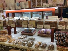 -红宝石·鲜奶小方·海派西点房(莘庄龙之梦店)