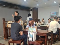 -蟹上黄·蟹黄面·江南糖水(人民广场店)