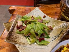 -滇香肴·云南菜蒸汽石锅鱼(云南北路店)