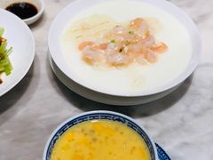 -香港百合居(LCM置汇旭辉广场店)