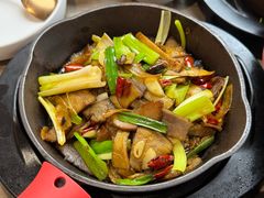 杏鲍菇炒牛肉-云海肴·汽锅鸡·云南菜(广安门天虹店)