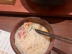 -银米·云南传统过桥米线(双廊黑金冠店)