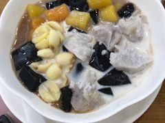 芋圆凉粉加莲子芋头-爱乐信甜品(石湾店)