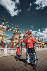 点击看大图 -苏雅影像蒙古婚纱摄影工作室