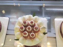 -花花卷卷·鲜食蛋糕(静安久光百货店)