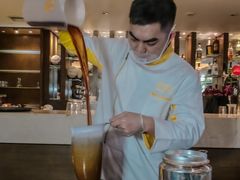 -广州中心皇冠假日酒店·汇点大堂吧