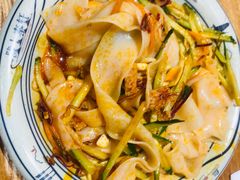 -陇上秦轩西安biangbiang面(EFC欧美金融商业城店)