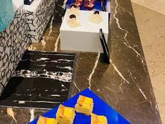 -广州万富希尔顿酒店·感趣自助餐厅·金秋蟹宴生蚝海鲜刺身烧烤