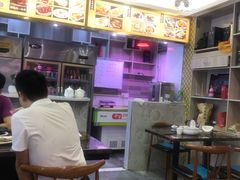 大堂-陆记鹅庄·潮汕菜·狮头鹅(大仟里店)