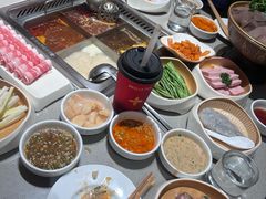 -海底捞火锅(宝龙广场夜宵主题店)