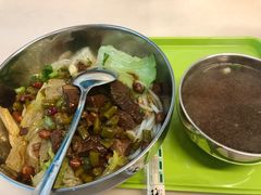 -卓雅桂林米粉
