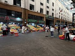 -三亚新鸿港水果一级批发市场