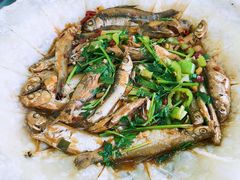 -魏四小鱼锅贴王