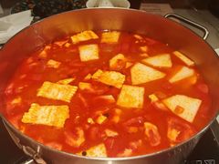 -尚尚仙·酸汤猪手·猪肚鸡火锅(华联万柳购物中心店)