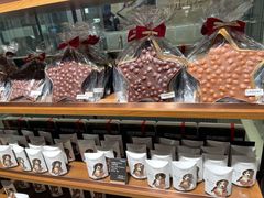 -Laderach 莱德拉(上海环贸iapm店)