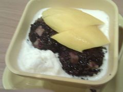 芒果白雪黑糯米甜甜-满记甜品(日月光二店)