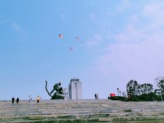 -巴陵广场