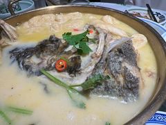 鱼头炖都昌豆冲-欧记大排档·景德菜(上海首店)