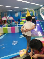 -孩子王(禹洲世贸店)