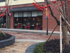 -百联奥特莱斯广场(武汉盘龙店)