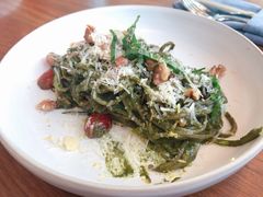 -ROAST coffee & eatery