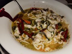 激情老坛酸菜鱼-蔴将·川菜(黄龙万科店)