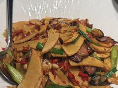 -肆月河豚·淮扬菜·湘菜(华天店)
