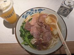 -鑫花溪牛肉米粉(凤凰街创始总店)