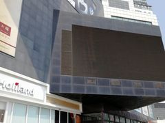 -资和信百货商场
