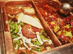 -老牌坊云南鱼豆花火锅(嵩山店)