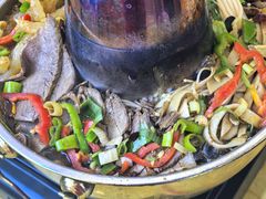 -炕锅羊肉土火锅面片大王