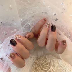 -ZX·美睫设计师汇聚店
