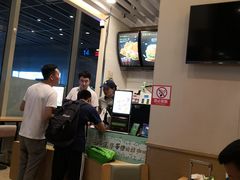 -德克士(虹桥火车站店)