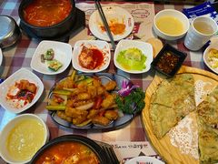 -益百岁牛尾汤(香山路店)