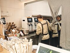 -喜茶(上海淮海中路渔阳里店)