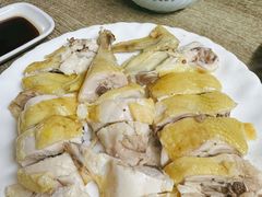 白切鸡半只-煲煲香快餐(南京路店)