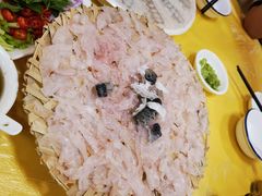 -官塘陈记鱼生·潮汕砂锅粥·牛肉火锅(潮枫路总店)