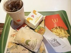 -麦当劳(虹口星荟中心店)