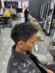 -藤野造型·烫·染发型设计店