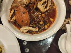 -鞍山大白鲨美食酒店