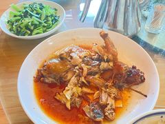 -芦茨金富饭庄·25年老字号·专做稻草鸡