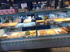 面包甜点陈列柜-桃源村(老门东店)