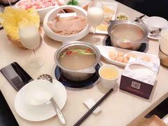 -海上明月海鲜火锅 鲜切牛肉