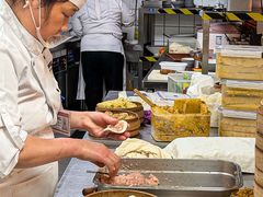 -馋三尺蟹粉小笼(人民广场店)