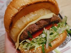 -The Habit Burger Grill 哈比特汉堡(复兴soho店)